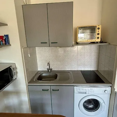Apartmán Dans Avec Piscine 4 Couchages Ar070-102 *